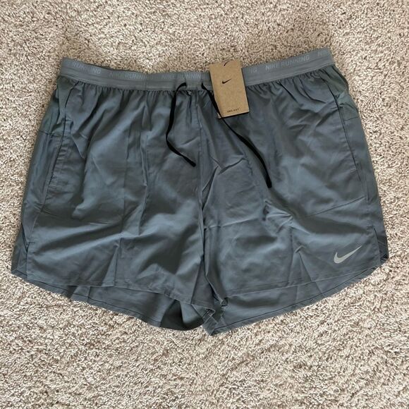 Nike Dri-FIT Stride 7" Unlined Running Shorts Gray - Picture 8 of 11